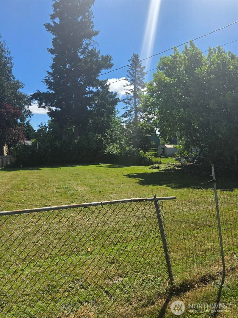 1718 Snyder Avenue photo 1