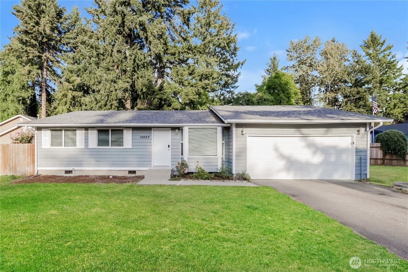 15623 90TH AVENUE Court E photo 1