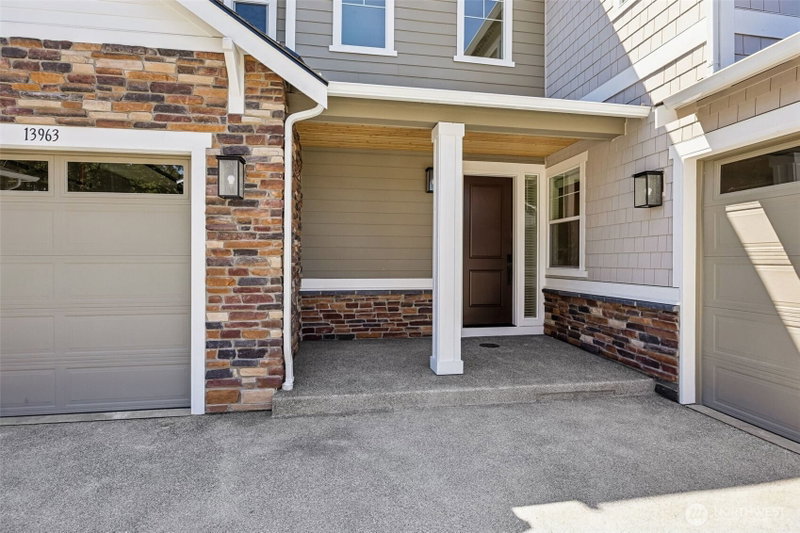 13903 208th Avenue E #1411 photo 2