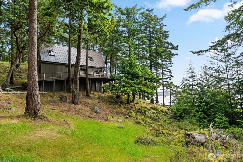 5 Nelson Trail photo 1