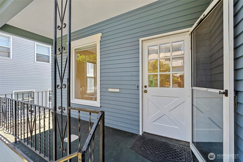 2407 NW 60th Street photo 2