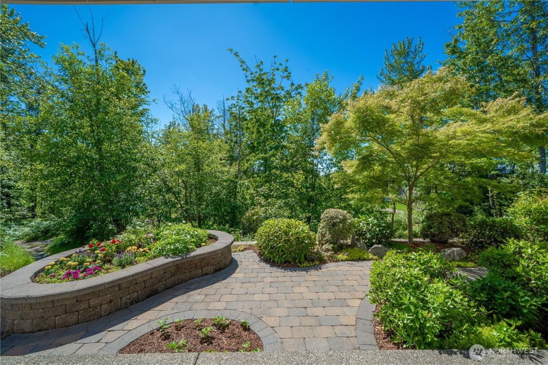 14824 179th Avenue E photo 2