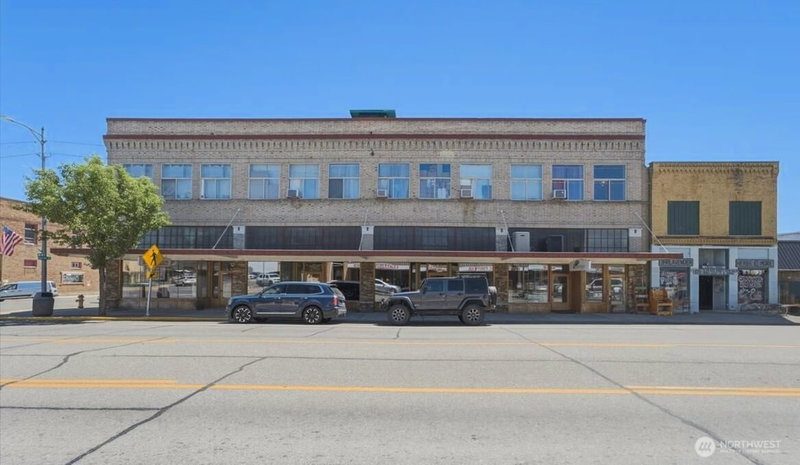 203 2nd Avenue S photo 2