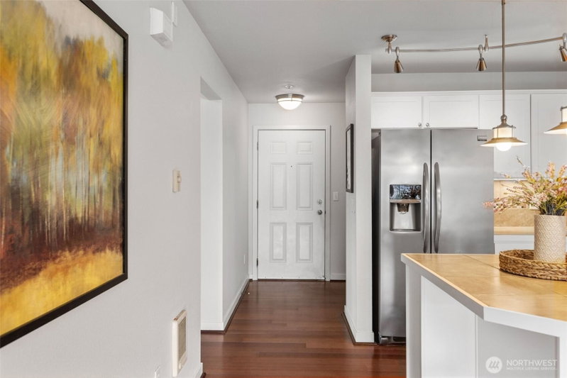 13203 97th Avenue E #301 photo 2
