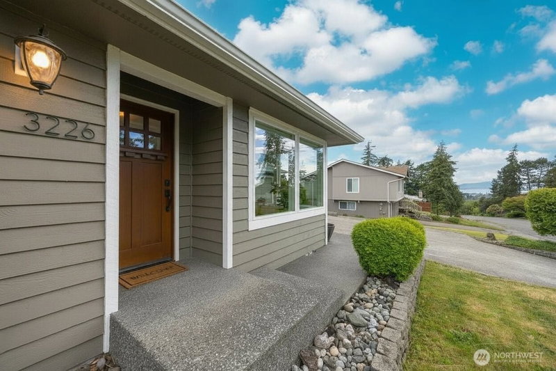 3226 Heights Drive photo 2