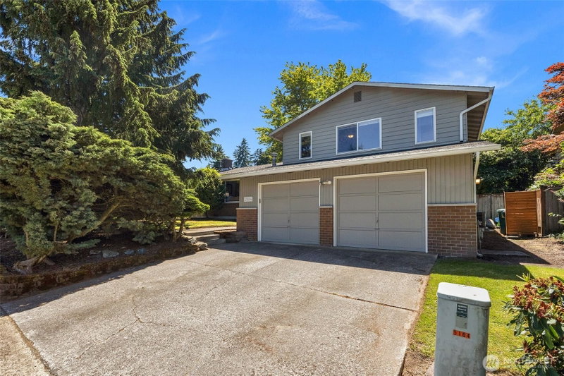 13816 Silver Firs Drive photo 1