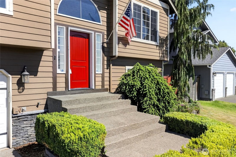 17013 114th Avenue Ct E photo 2