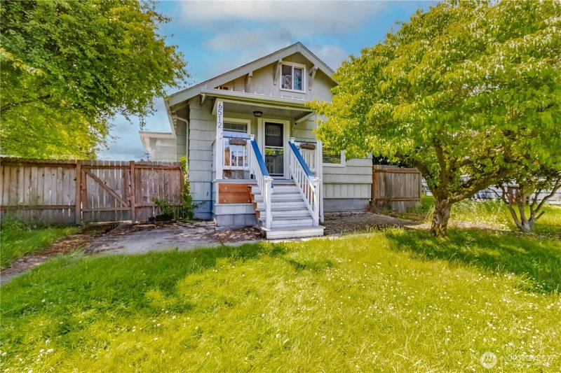 6512 Fawcett Avenue photo 2