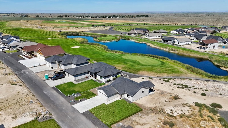 6739 SE Club House Drive photo 14