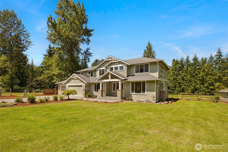22272 NE Woodinville-Duvall Road photo 1