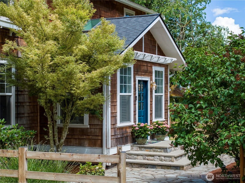 9762 NE Pine Street photo 2