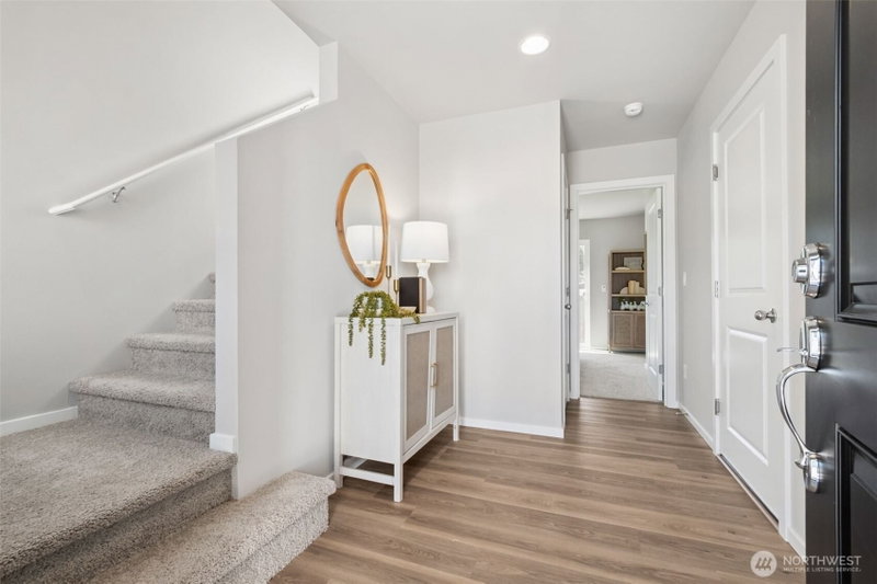 18527 SE 271st Court photo 2