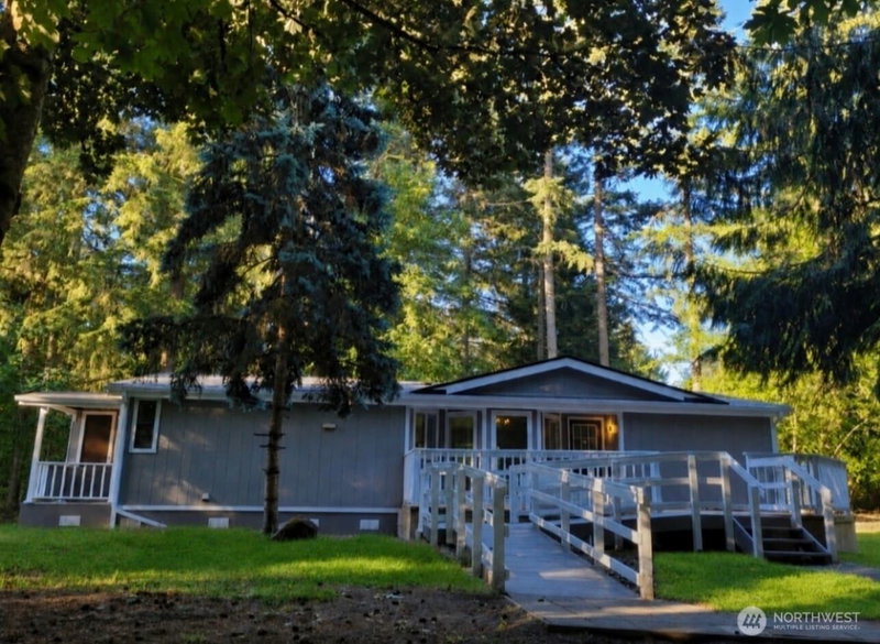 20606 132nd Avenue E photo 1