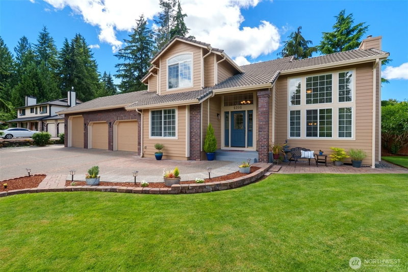 6205 Karat Court SW photo 2