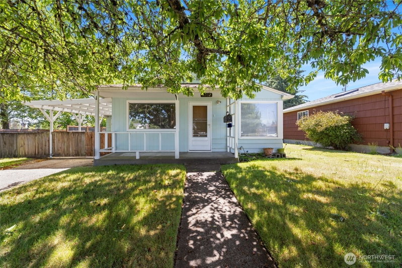 2202 S Melrose Street photo 1