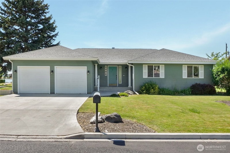 1202 S Eastlake Drive photo 2