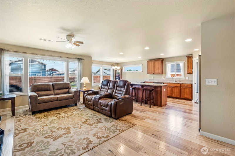 22 K Street NE photo 2