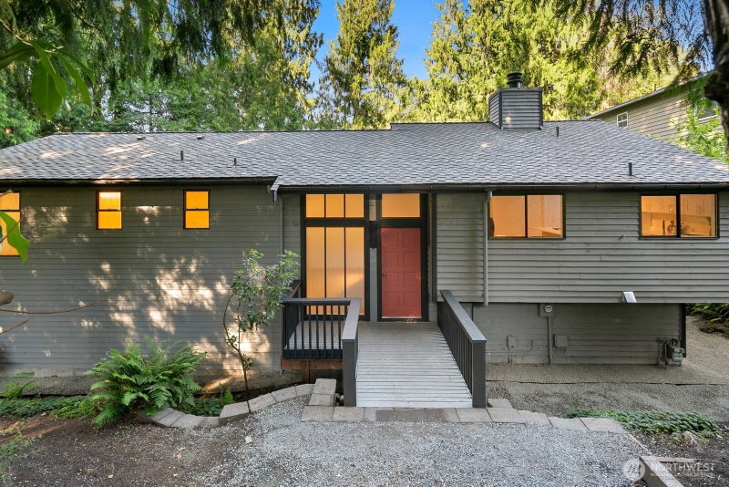 2807 NE 183rd Street photo 2