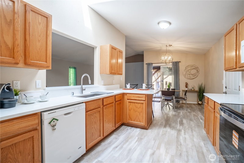 37 3rd Avenue N photo 2