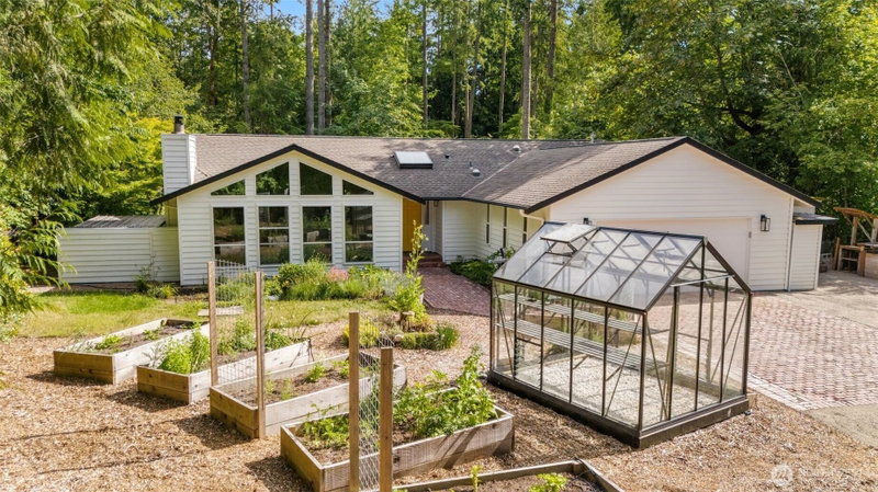 25901 SE Tiger Mountain Road photo 2