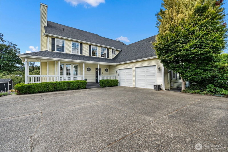 2614 Tacoma Road E photo 2