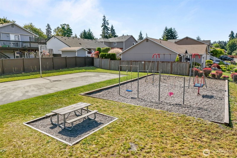 11702 123rd Avenue Ct E photo 40