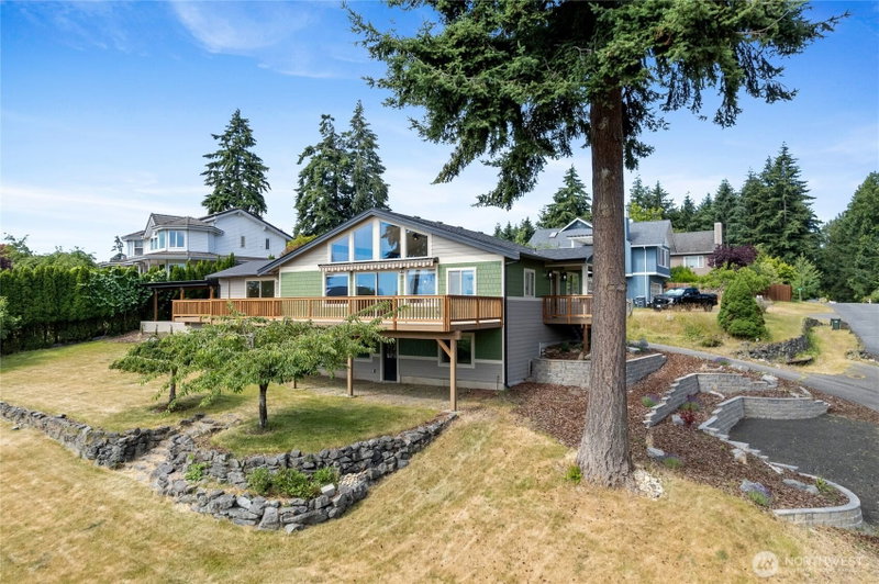 1268 Pilchuck Dr FI photo 1