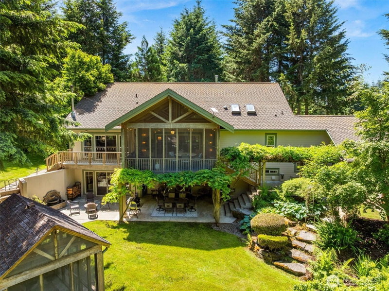11500 Weisenberger Road SE photo 2