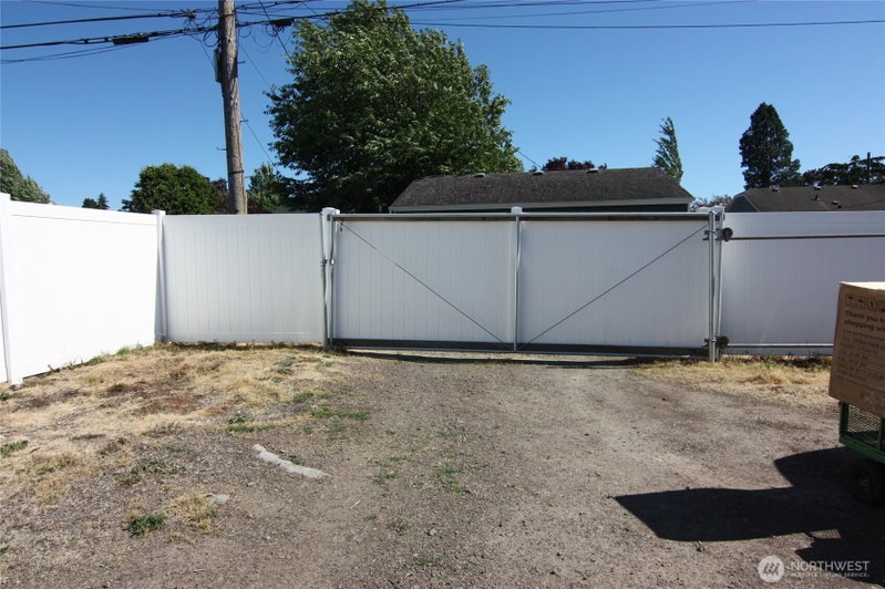 2949 Florida Street photo 22