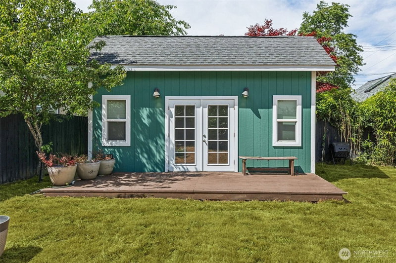 1315 Rogers Street NW photo 2