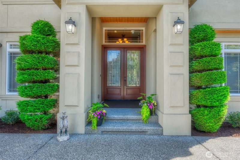 13608 175th Street Ct E photo 2
