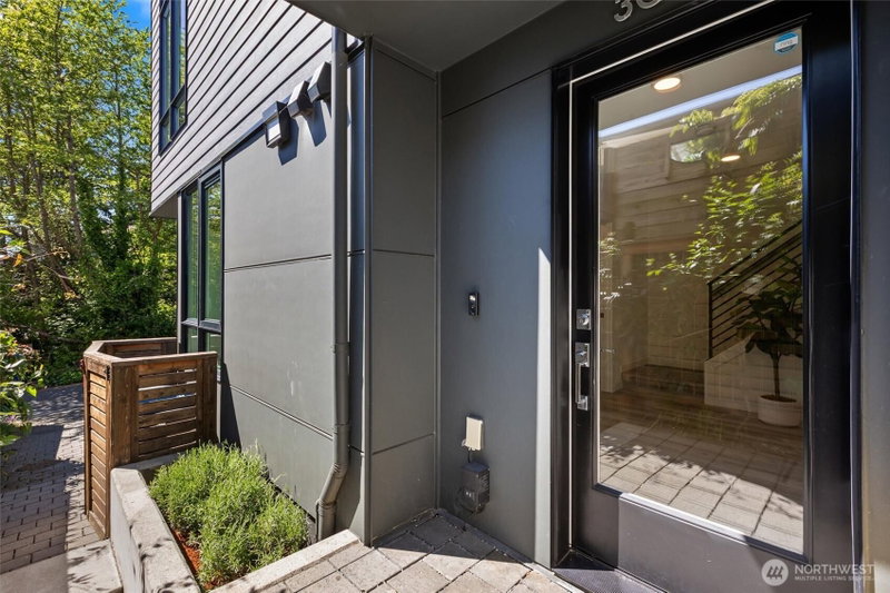 3011 30th Avenue W #A photo 2