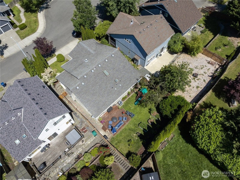 6724 49 Place NE photo 24