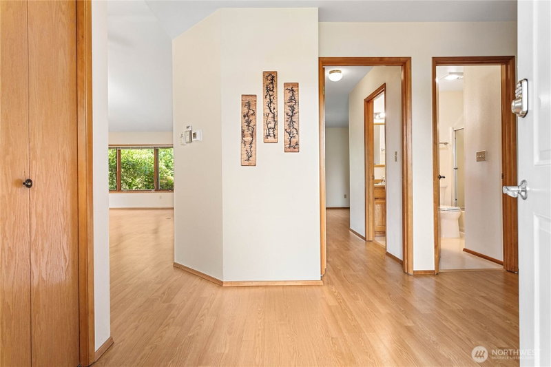 1218 Northwind Circle photo 2