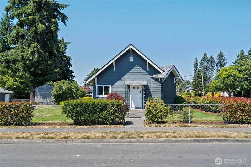 1401 S 51st Street photo 1