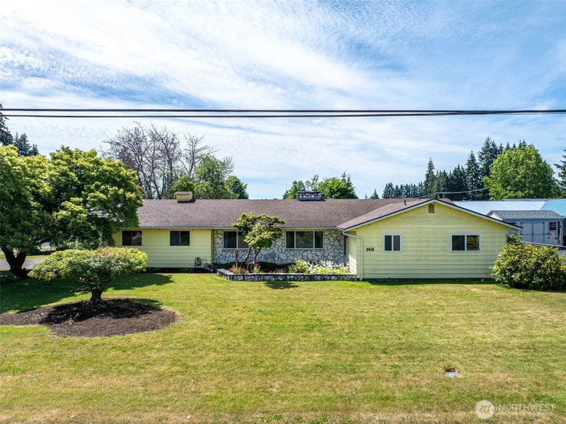 3412 Russell Road photo 1