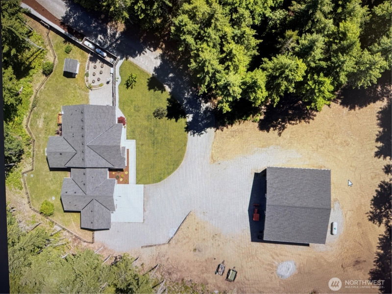 18706 232ND Avenue E photo 33