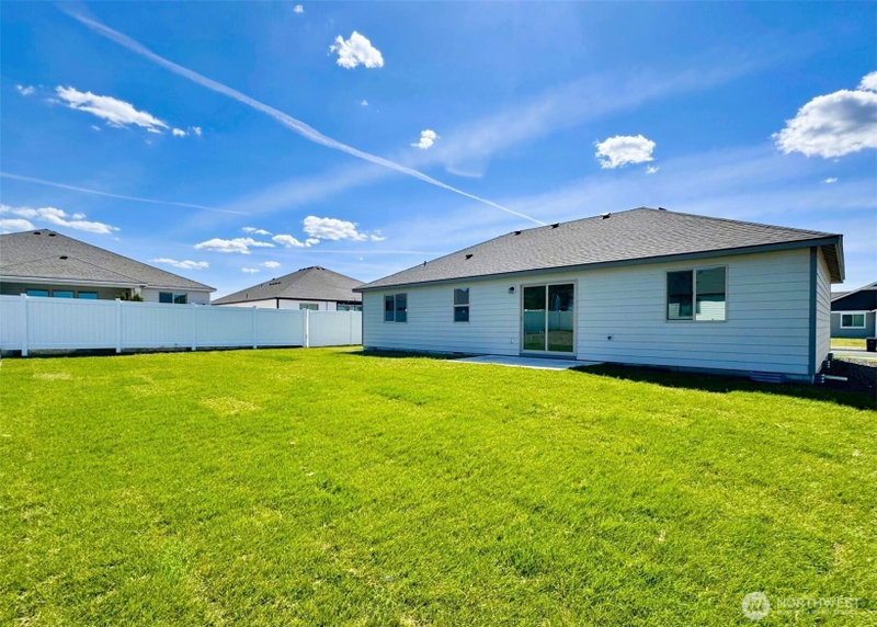 215 Lessor Loop photo 22