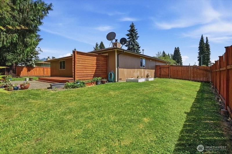 101 Paradise Parkway photo 19