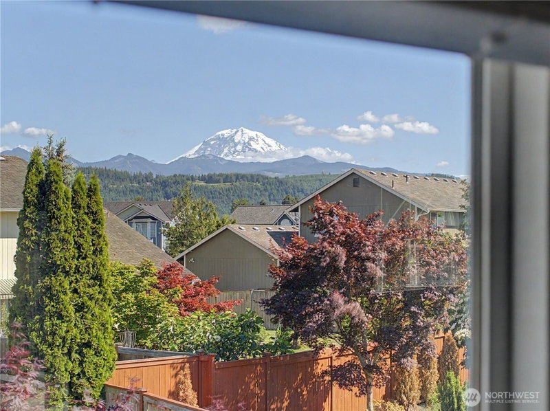 454 Trullinger Street photo 2