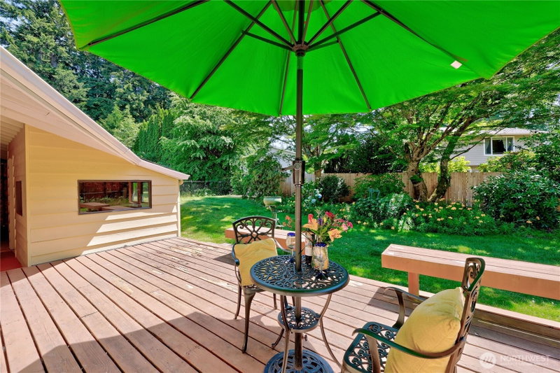 1067 Swanson Way NE photo 29