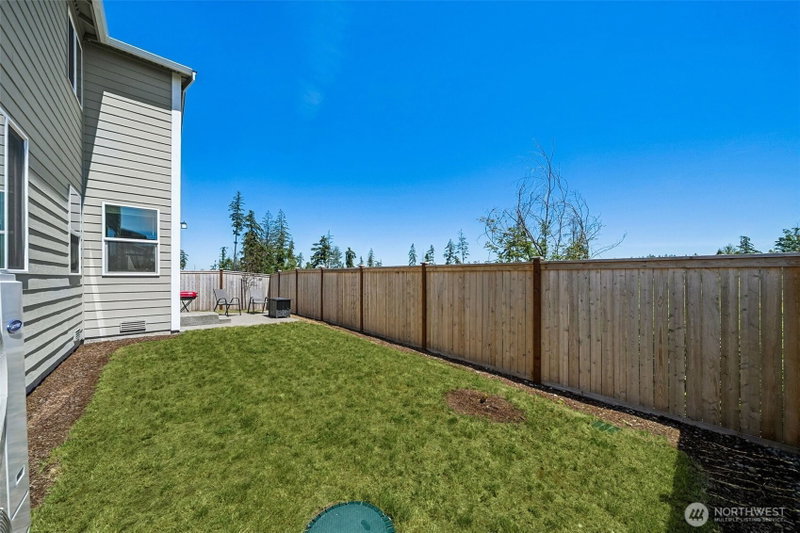 19429 137th Avenue Court E photo 34