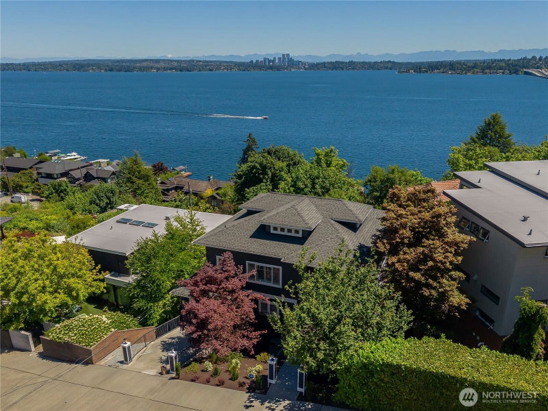 1124 Lake Washington Boulevard S photo 2