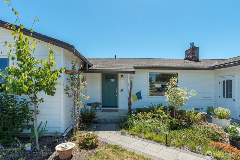 1603 25th Street photo 2