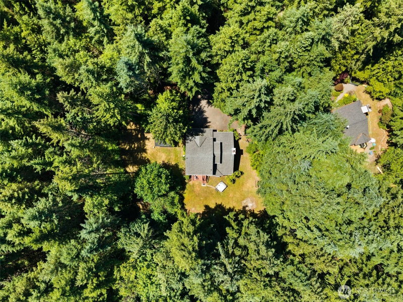 20247 Robin Lane NE photo 2