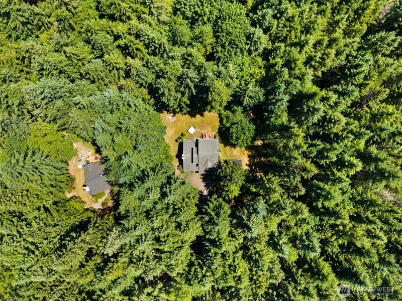 20247 Robin Lane NE photo 38