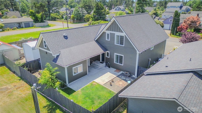 5010 L Place photo 2