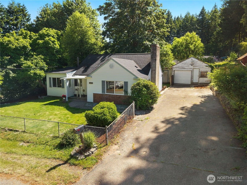 924 Tobin Avenue photo 2