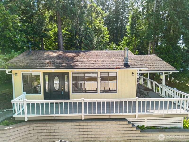 71 E Case Place W photo 2