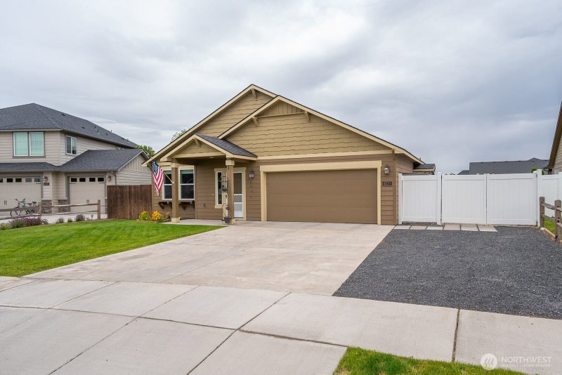 4521 W Wesley Place photo 2
